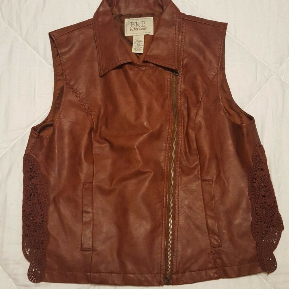 🔥🔥🔥FREE W/ANY PURCHASE ⬆️ $10.00 BKE Asymmetrical Western Zip Vest XL🔥🔥🔥